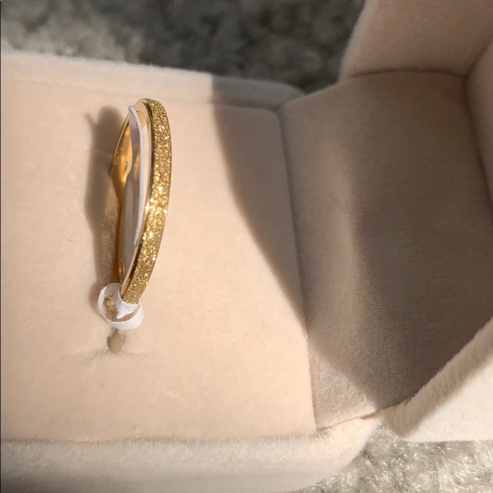 Sparkling Gold ring - Picture 2 of 4